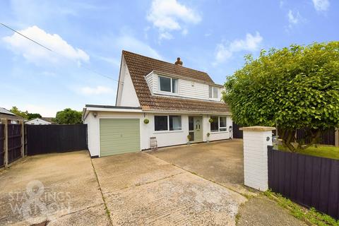 3 bedroom chalet for sale, Grove Road, Hethersett, Norwich