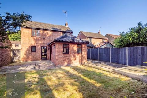 4 bedroom detached house for sale, Shakespeare Way, Norwich