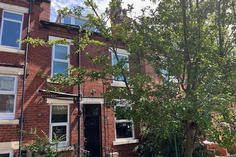 2 bedroom terraced house to rent, Bankfield Terrace, Leeds