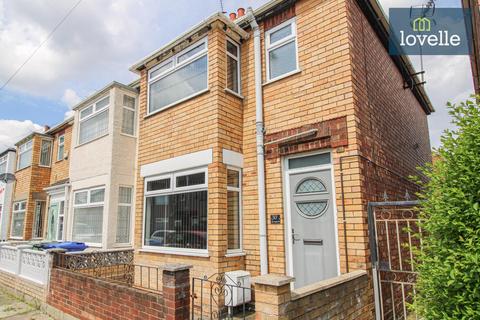 3 bedroom end of terrace house for sale, Spring Bank, Grimsby DN34