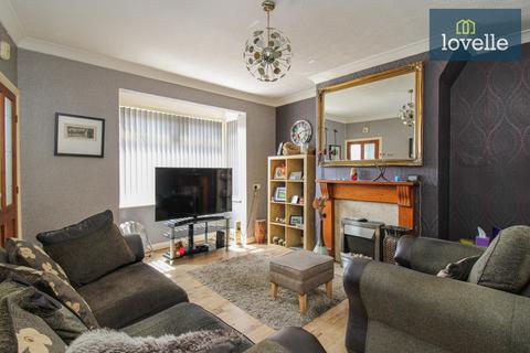 3 bedroom end of terrace house for sale, Spring Bank, Grimsby DN34