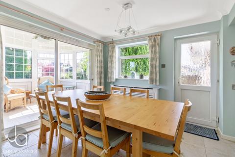 4 Elwin Road, Tiptree, Colchester, CO5 0HL