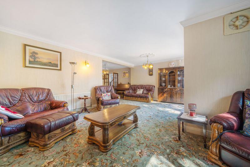 Living Room (3)