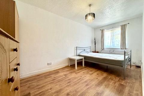 1 bedroom in a house share to rent, Cobbett Road, Bitterne