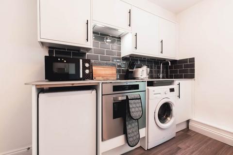 1 bedroom flat to rent, Waylen Street, Reading RG1