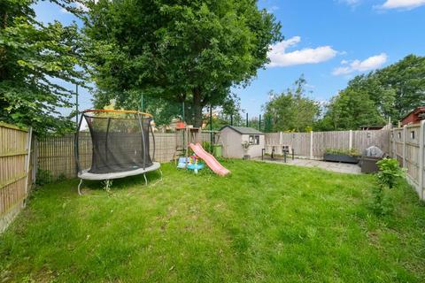 21a Dryden Avenue, London, W7 1ES