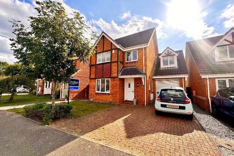 4 bedroom detached house for sale, Brookend Drive, Barton Le Clay, Bedfordshire, MK45 4SQ