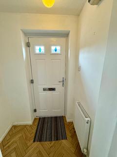 2 bedroom house to rent, Pearl Gardens, Slough, SL1 2YZ