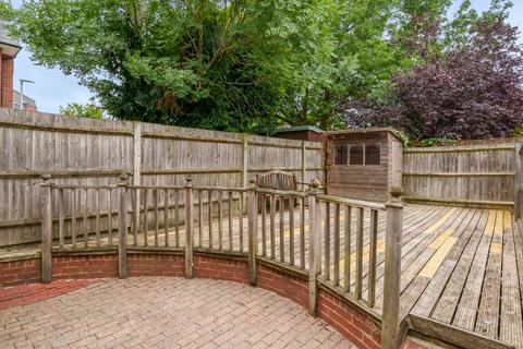 25 Howard Road, Bromley, BR1 3QJ