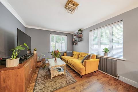 2 bedroom maisonette for sale, Weycombe Road, Haslemere