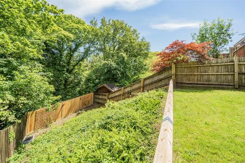 78 Weycombe Road, Haslemere, GU27 1EQ