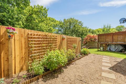 78 Weycombe Road, Haslemere, GU27 1EQ