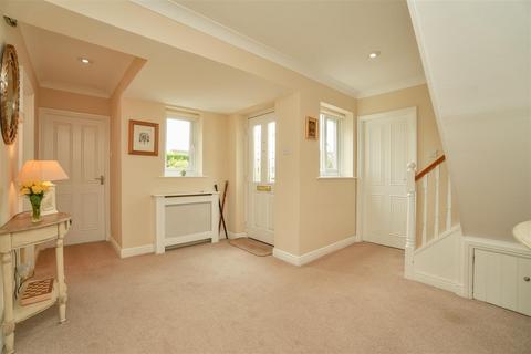 4 bedroom detached bungalow for sale, Bravener Court, Newton On Ouse, York