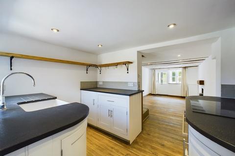 2 bedroom cottage for sale, East Street, Lilley, Luton, LU2