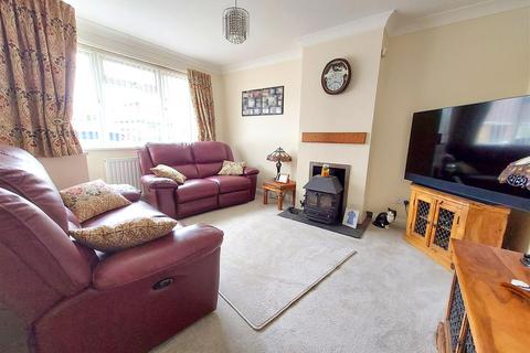 4 bedroom semi-detached house for sale, Woodbury Road North, Stourport-On-Severn