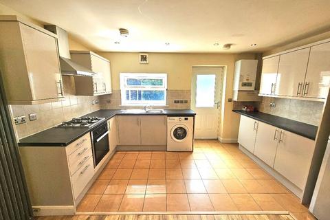 2 bedroom terraced house for sale, Stockport Road, Cheadle, Greater Manchester, SK8