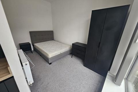 1 bedroom in a house share to rent, Memorial Road, Worsley, Manchester, M28