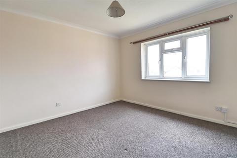 2 bedroom apartment to rent, Mountbatten Road, Braintree