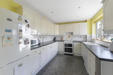 4 bedroom detached house for sale, Alliance Way, Paddock Wood, Tonbridge