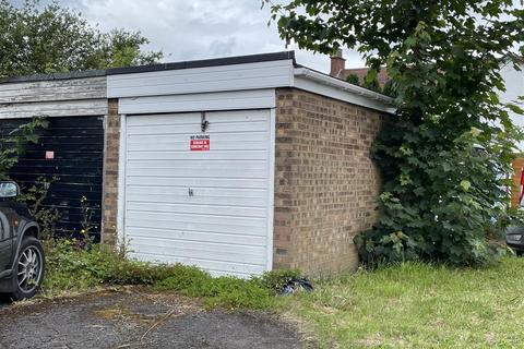 12 Brunslow Close, Wolverhampton, WV10 6TF
