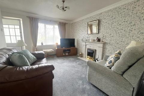 2 bedroom end of terrace house for sale, Llwynmawr Close, Sketty, Swansea