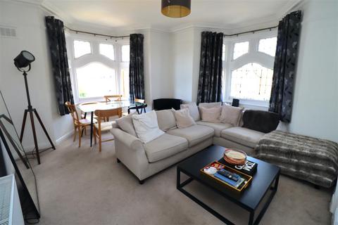 3 bedroom apartment for sale, Golders Green Road, NW11