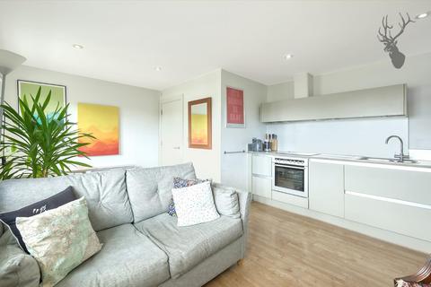 1 bedroom flat for sale, Queensgate House, Bow