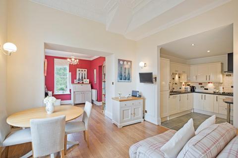 3 bedroom apartment for sale, Queens Drive, Ilkley LS29