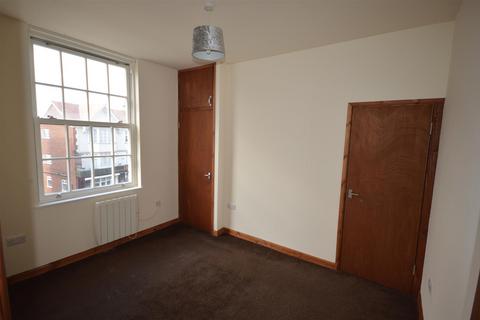 1 bedroom property to rent, North Marine Road, Scarborough