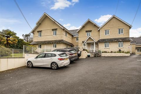 2 bedroom flat for sale, The Laurels, Gunnislake PL18