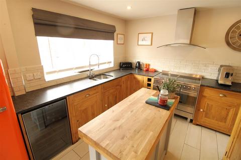 2 bedroom house for sale, Oak Lane, Crick, Northampton