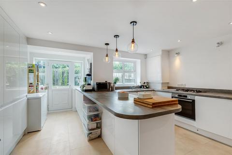 4 bedroom house for sale, Vale Gardens, Ilkley LS29