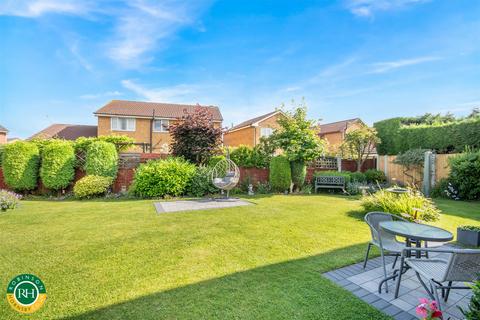 4 bedroom detached house for sale, Larkspur Close, Edenthorpe, Doncaster