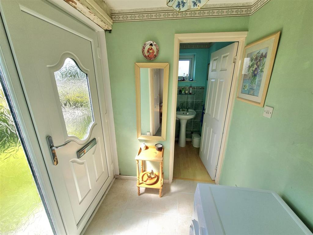 Hallway.jpg