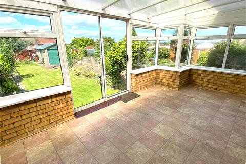 3 bedroom semi-detached house for sale, Lingley Drive, Wainscott, Rochester