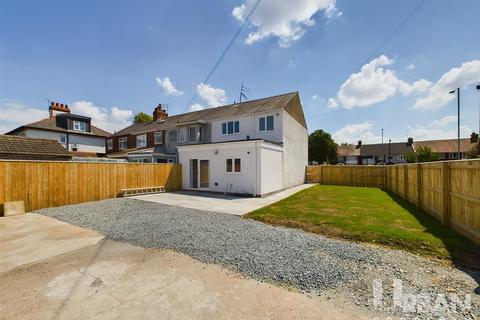 3 bedroom end of terrace house for sale, Boothferry Road, Hull