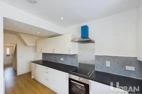 144 Boothferry Road, Hull, HU4 6ER