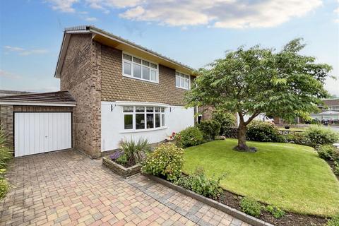 3 bedroom detached house for sale, Thornhill Way, Rogerstone, Newport