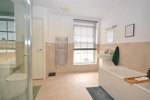 2 bedroom flat for sale, Abbey Court, Poundbury, Dorchester