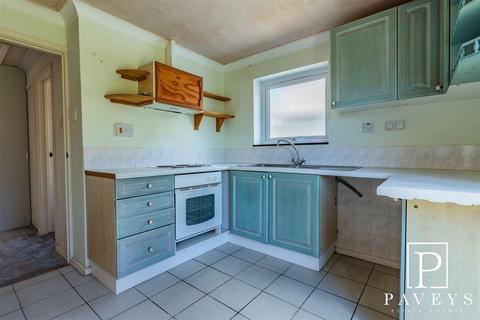 2 bedroom semi-detached bungalow for sale, Alexandra Road, Weeley