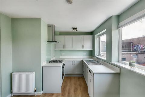 undefined, Warren Avenue, Stapleford