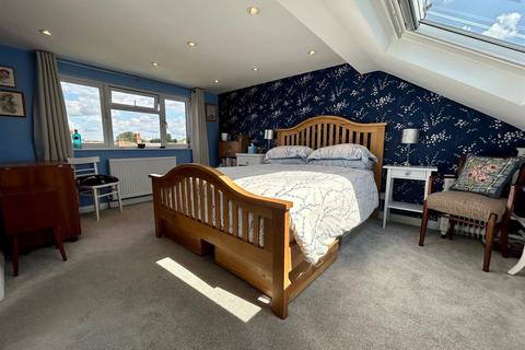 10 Woodbrook Gardens, Waltham Abbey, EN9 3DA