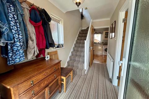 10 Woodbrook Gardens, Waltham Abbey, EN9 3DA