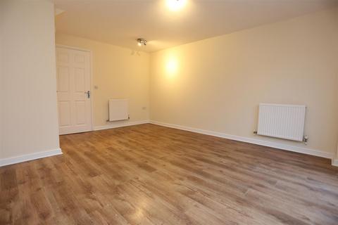 3 bedroom house to rent, Old School Place, Hangleton