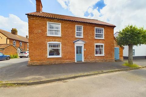6 bedroom detached house for sale, 9 New Street, Cawston, Norwich