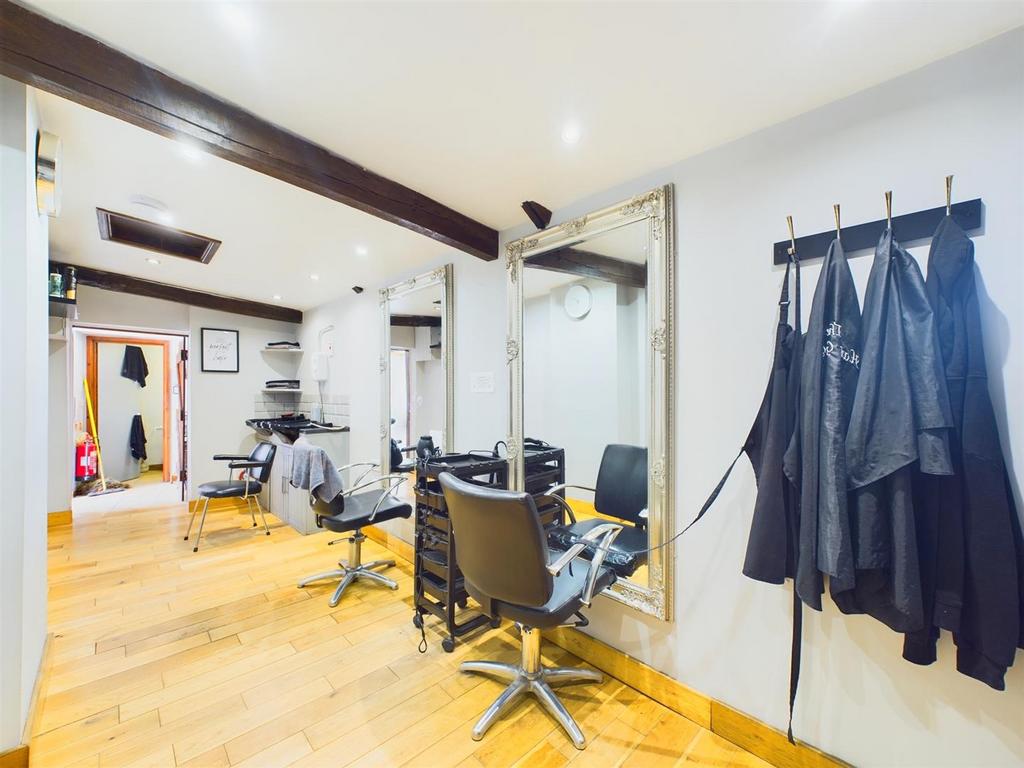 Salon