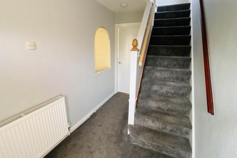 3 bedroom semi-detached house to rent, Bramble Lane, Mansfield
