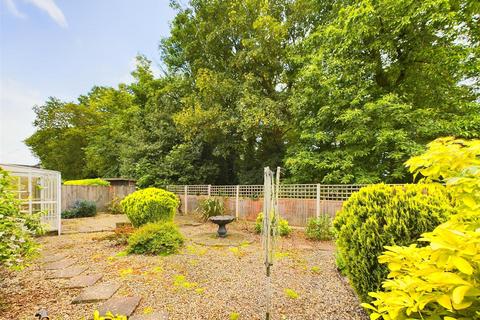 7 Castell Road, Dereham, NR19 2HB