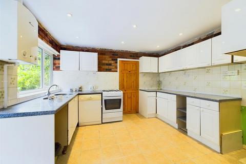 7 Castell Road, Dereham, NR19 2HB