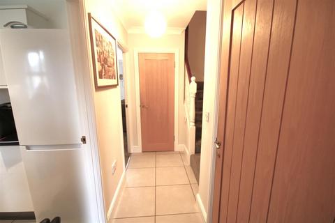 3 bedroom end of terrace house to rent, Updown Way, Chartham